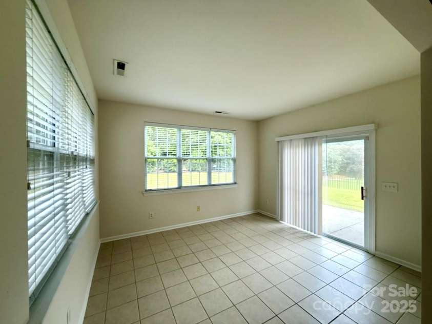 1304 Ridge Haven Road, Waxhaw, NC 28173.  MLS# CAR4266850, YatesRealty ID 19165. 