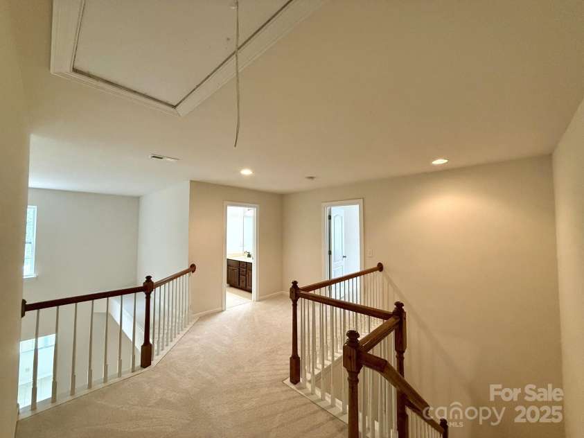 1304 Ridge Haven Road, Waxhaw, NC 28173.  MLS# CAR4266850, YatesRealty ID 19165. 