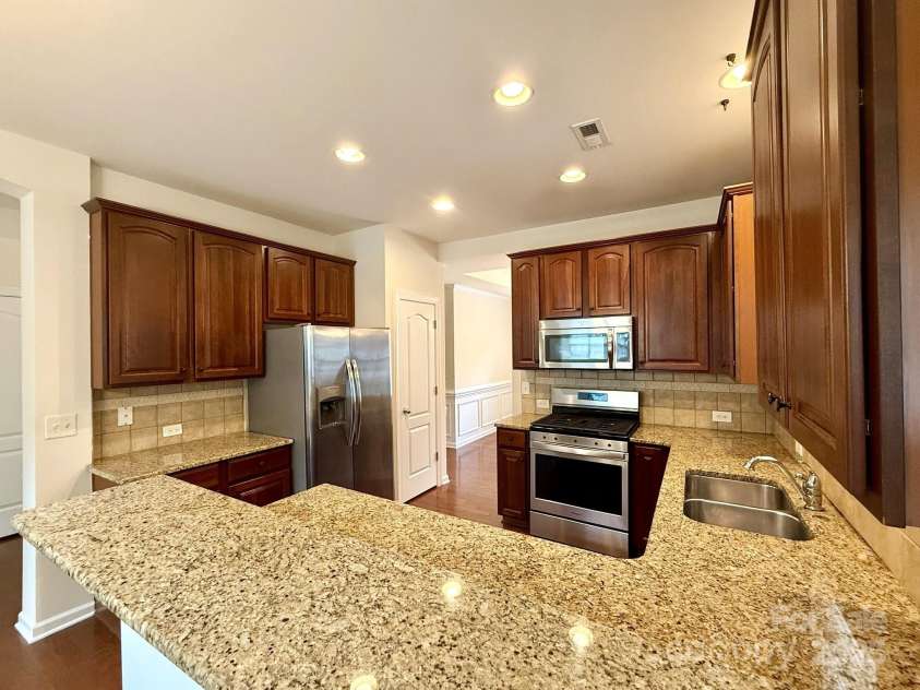 1304 Ridge Haven Road, Waxhaw, NC 28173.  MLS# CAR4266850, YatesRealty ID 19165. 