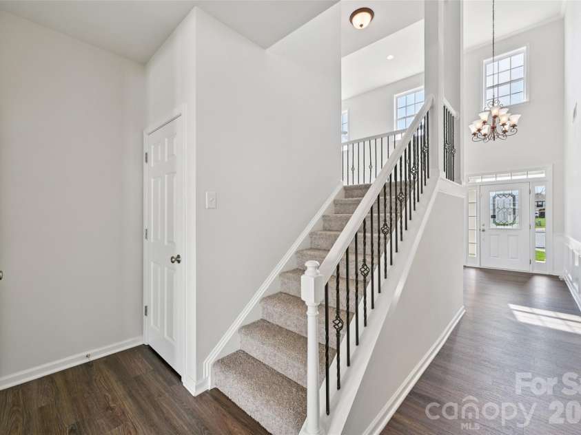 10901 Trout Creek Place, Davidson, NC 28036.  MLS# CAR4354298, YatesRealty ID 19166. 