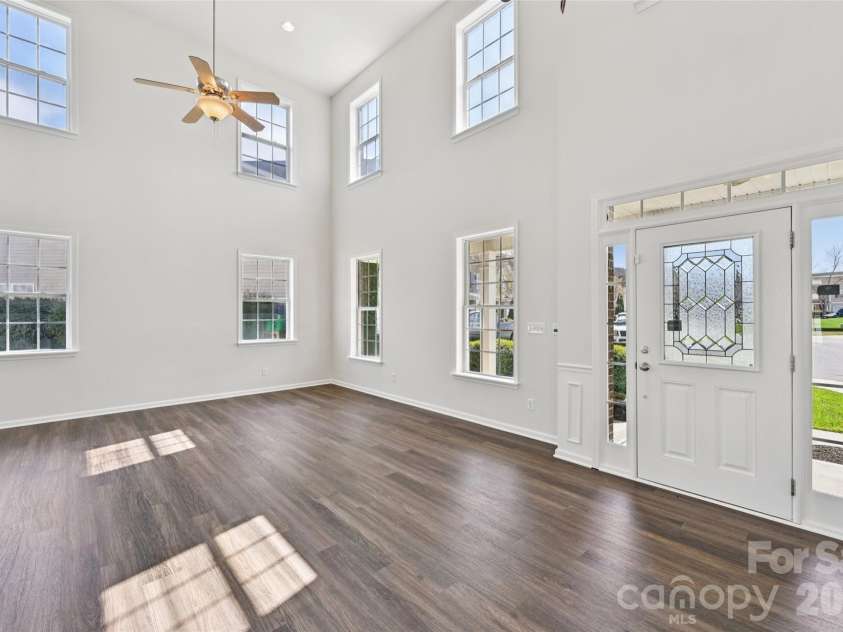 10901 Trout Creek Place, Davidson, NC 28036.  MLS# CAR4354298, YatesRealty ID 19166. 
