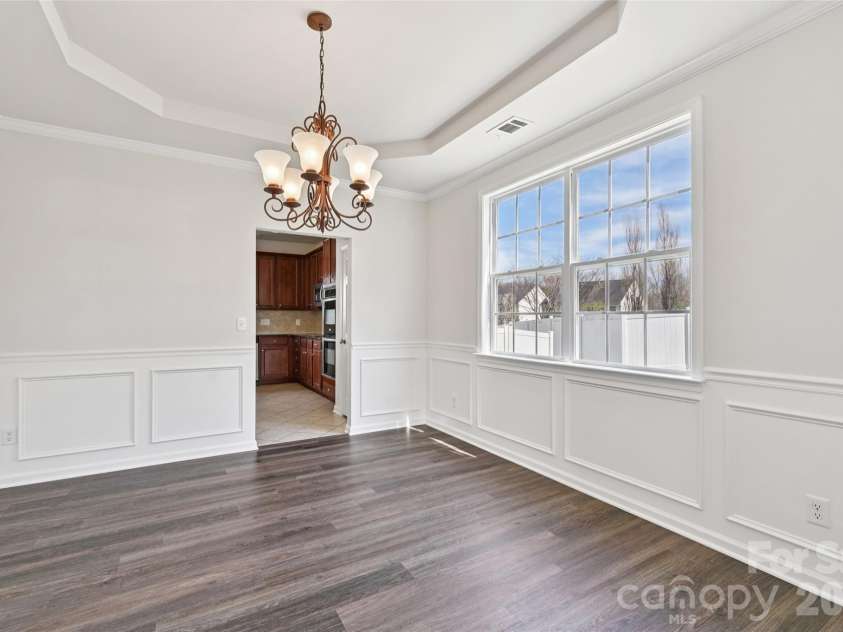10901 Trout Creek Place, Davidson, NC 28036.  MLS# CAR4354298, YatesRealty ID 19166. 