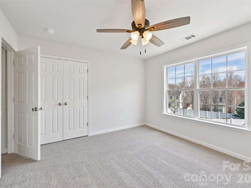10901 Trout Creek Place, Davidson, NC 28036.  MLS# CAR4354298, YatesRealty ID 19166. 