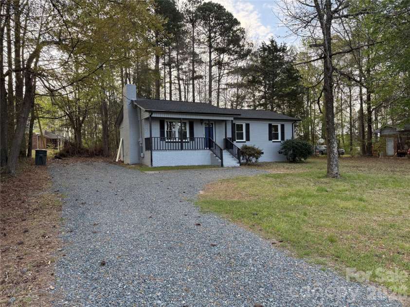 203 Anson High School Road, Wadesboro, NC 28170.  MLS# CAR4385869, YatesRealty ID 19169. 