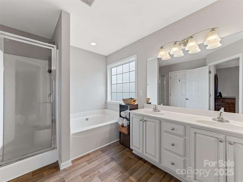 85 Lumber River Road, Fletcher, NC 28732.  MLS# CAR4256603, YatesRealty ID 19169. 