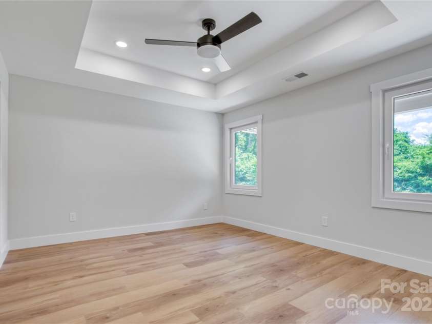 707 Davidson Avenue, Gastonia, NC 28052.  MLS# CAR4269274, YatesRealty ID 19171. 