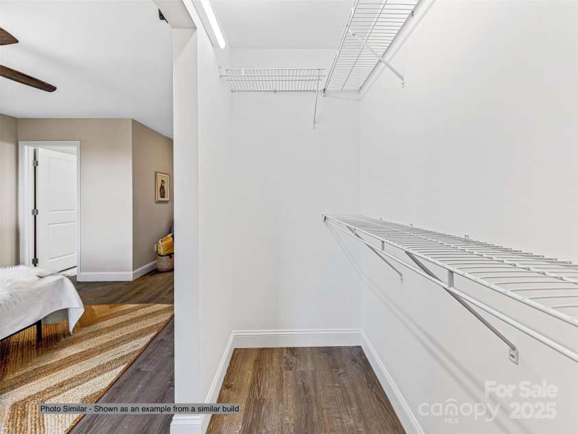 15 Border Street, Black Mountain, NC 28711.  MLS# CAR4240142, YatesRealty ID 19172. 