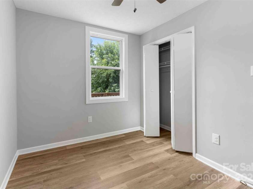 428 Jackson Road, Fletcher, NC 28732.  MLS# CAR4260323, YatesRealty ID 19174. 