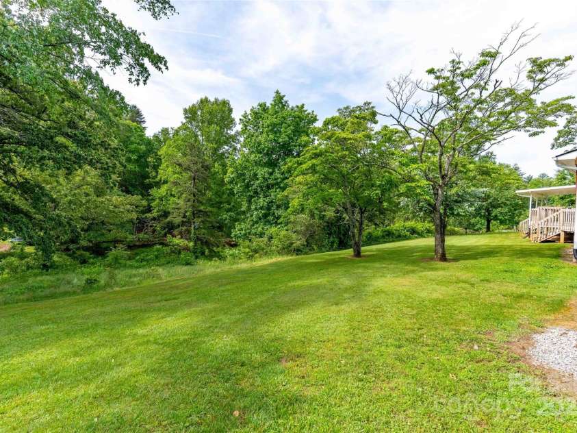 428 Jackson Road, Fletcher, NC 28732.  MLS# CAR4260323, YatesRealty ID 19174. 