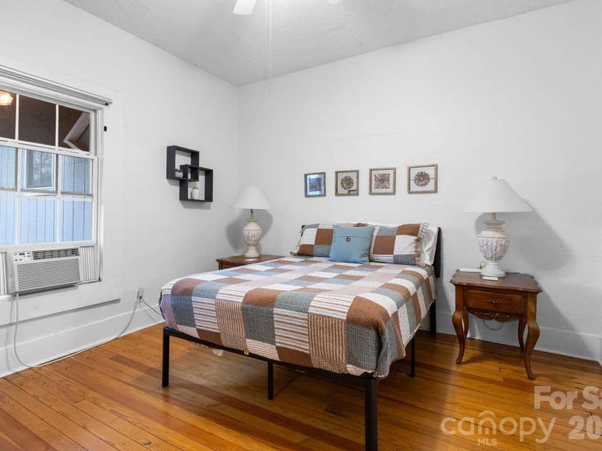 33 Vance Avenue, Black Mountain, NC 28711.  MLS# CAR4377818, YatesRealty ID 19175. #2 (main level)