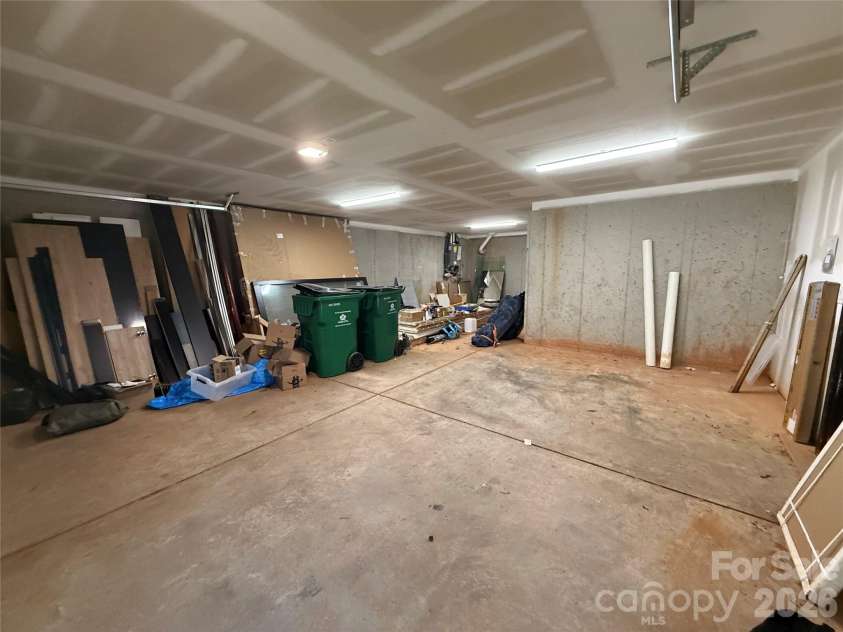 620 Cross Trail Drive, Charlotte, NC 28204.  MLS# CAR4362896, YatesRealty ID 19177. 