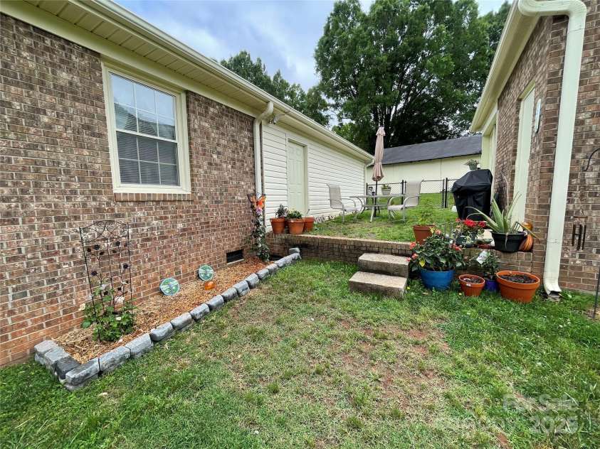 311 Tiffany Street, Concord, NC 28027.  MLS# CAR4264834, YatesRealty ID 19180. 