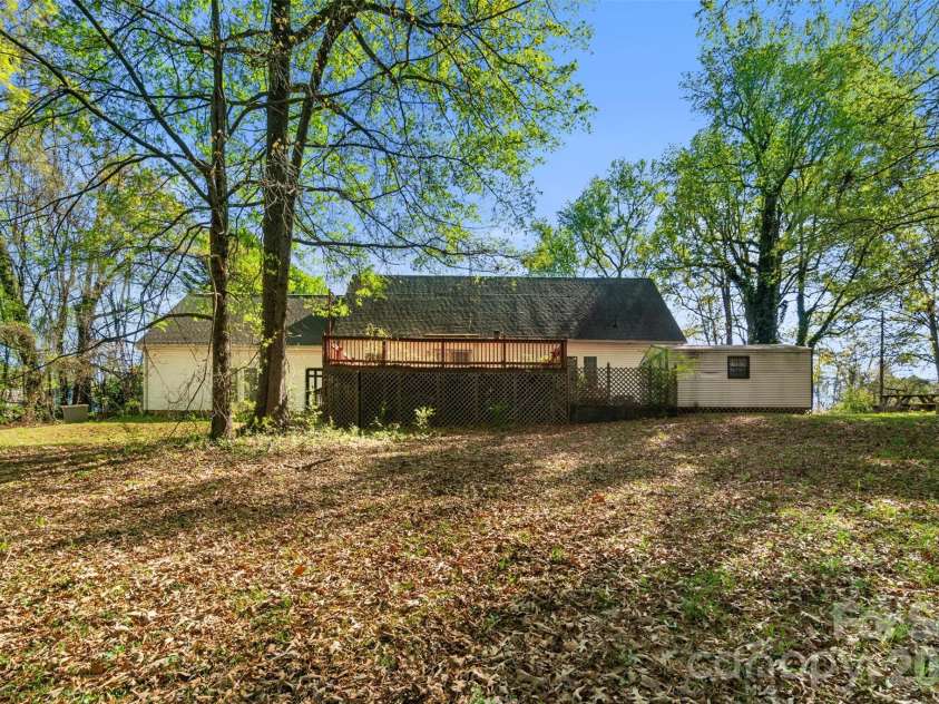 414 West Avenue, Charlotte, NC 28208.  MLS# CAR4363322, YatesRealty ID 19180. 