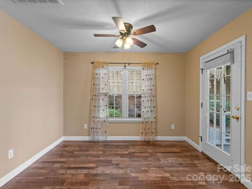 110 Whitehall Drive, Mooresville, NC 28117.  MLS# CAR4268703, YatesRealty ID 19181. 