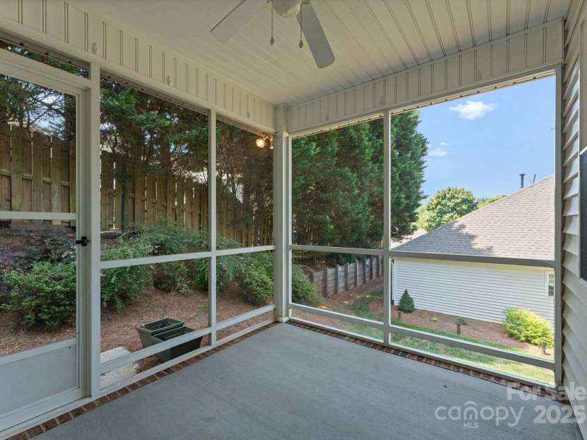 110 Whitehall Drive, Mooresville, NC 28117.  MLS# CAR4268703, YatesRealty ID 19181. 
