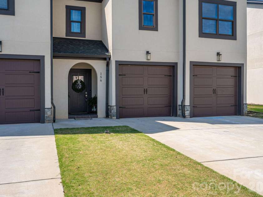 156 Shields Drive, Lincolnton, NC 28092.  MLS# CAR4369252, YatesRealty ID 19181. 