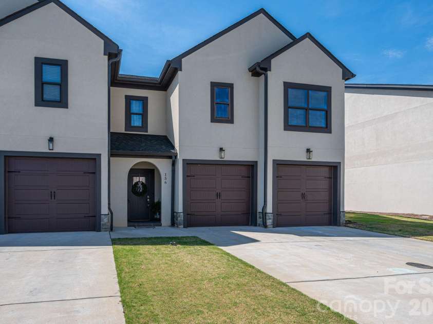 156 Shields Drive, Lincolnton, NC 28092.  MLS# CAR4369252, YatesRealty ID 19181. 