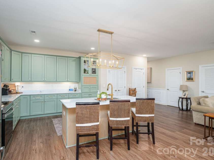 156 Shields Drive, Lincolnton, NC 28092.  MLS# CAR4369252, YatesRealty ID 19181. 
