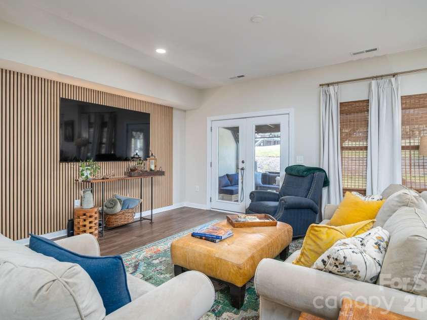 156 Shields Drive, Lincolnton, NC 28092.  MLS# CAR4369252, YatesRealty ID 19181. Family Room