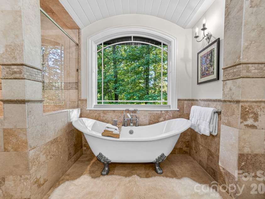 14705 Henry Harrison Stillwell Drive, Huntersville, NC 28078.  MLS# CAR4357146, YatesRealty ID 19182. 