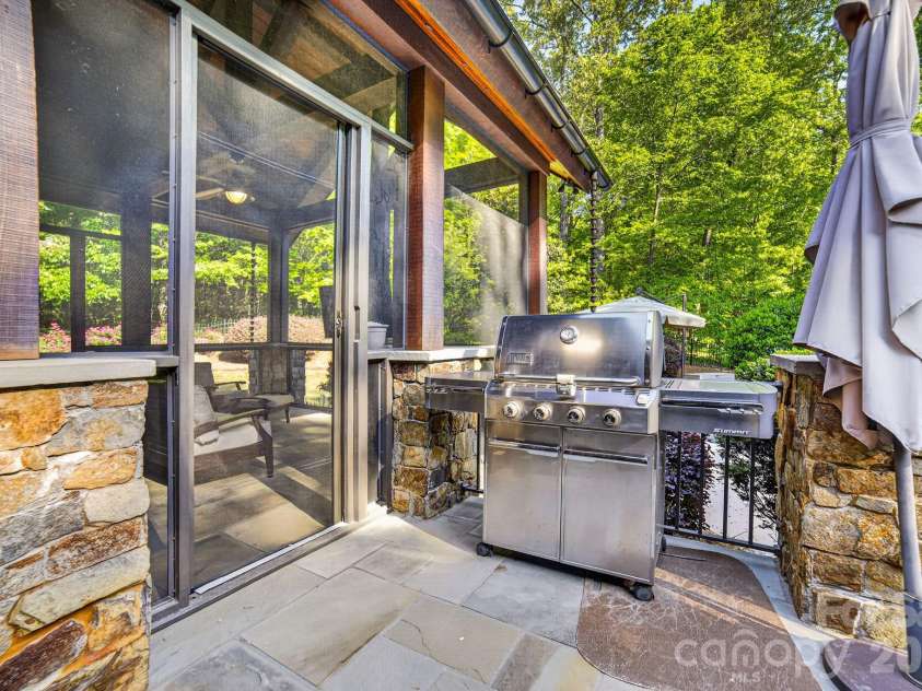 14705 Henry Harrison Stillwell Drive, Huntersville, NC 28078.  MLS# CAR4357146, YatesRealty ID 19182. 