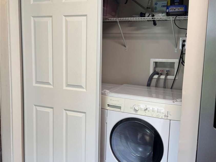 247 Cabarrus Avenue, Concord, NC 28025.  MLS# CAR4255652, YatesRealty ID 19182. 