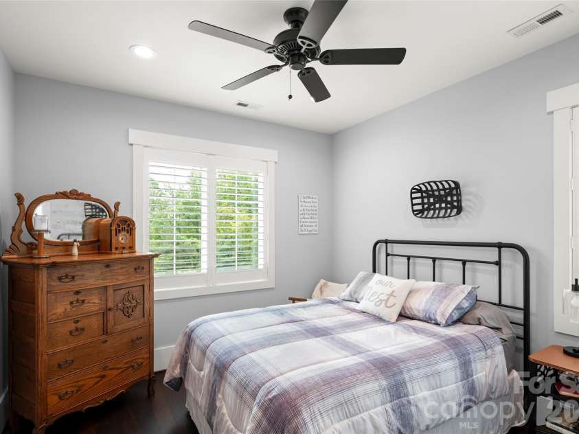 231 Tower Circle, Hendersonville, NC 28739.  MLS# CAR4372970, YatesRealty ID 19183. Guest room