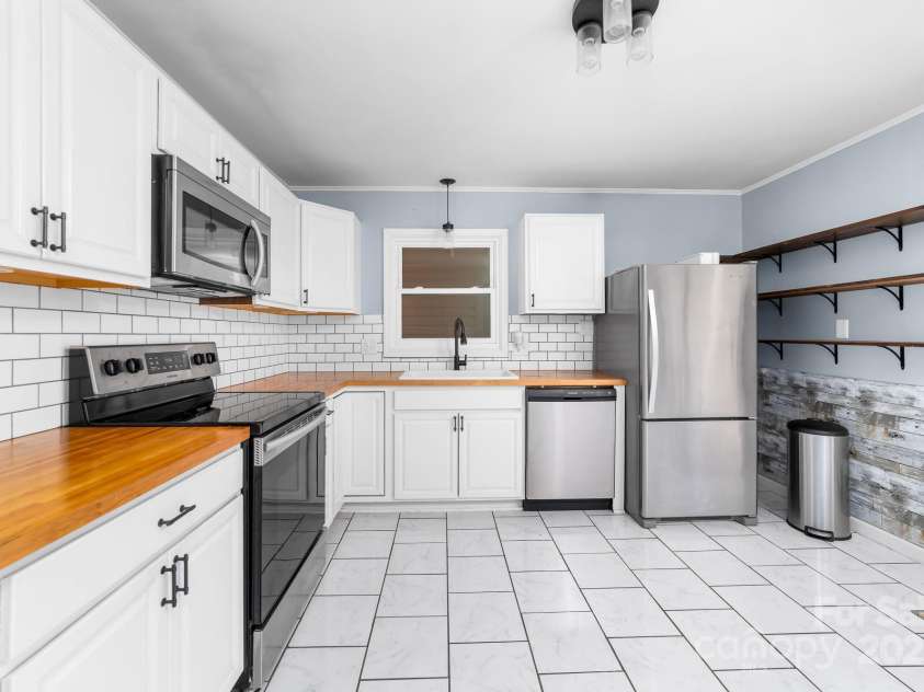 3154 Philadelphia Church Road, Lincolnton, NC 28092.  MLS# CAR4238060, YatesRealty ID 19183. 