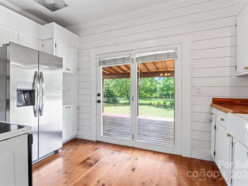 233 Sellars Road, Kings Mountain, NC 28086.  MLS# CAR4263196, YatesRealty ID 19187. 