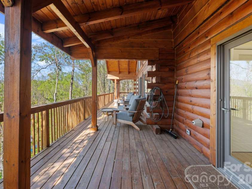 248 Hillcrest Lane, Banner Elk, NC 28604.  MLS# CAR4375067, YatesRealty ID 19187. 