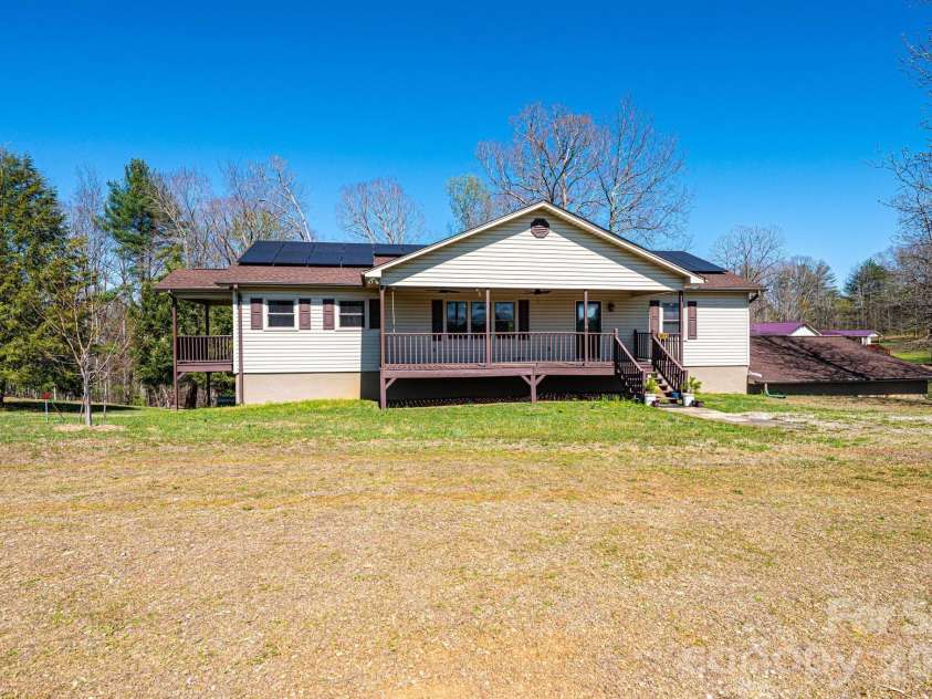 3855 Angelic Way, Lenoir, NC 28645.  MLS# CAR4361517, YatesRealty ID 19188. 
