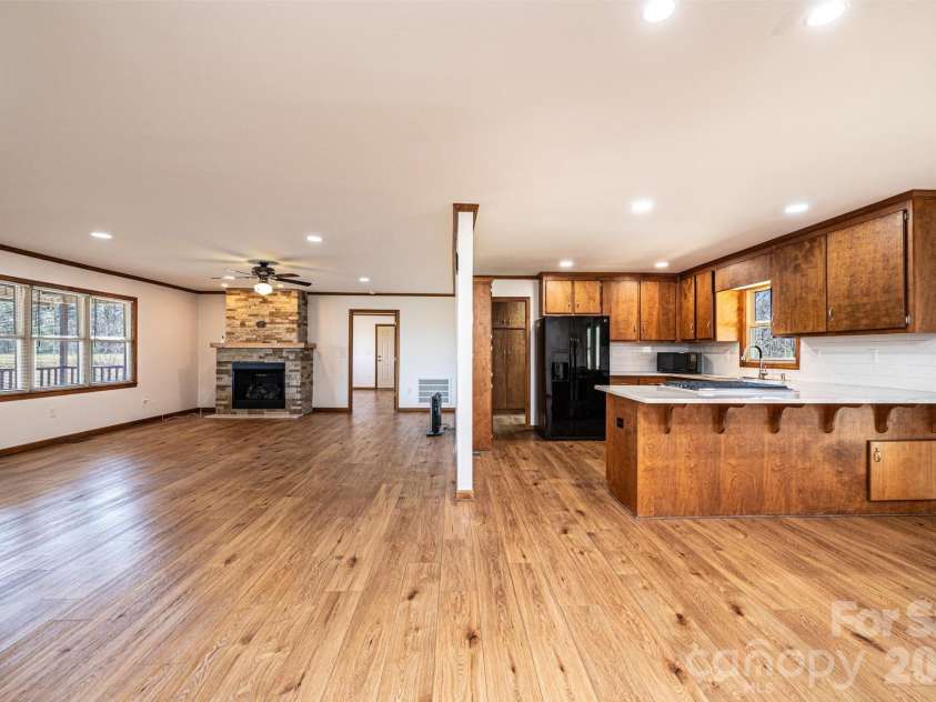 3855 Angelic Way, Lenoir, NC 28645.  MLS# CAR4361517, YatesRealty ID 19188. 