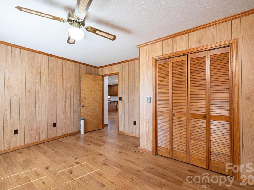 3855 Angelic Way, Lenoir, NC 28645.  MLS# CAR4361517, YatesRealty ID 19188. 
