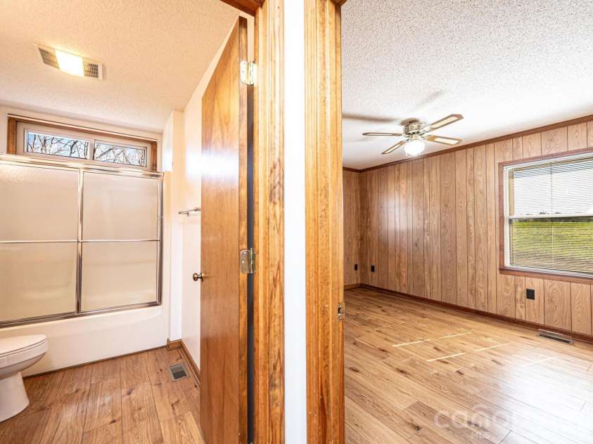 3855 Angelic Way, Lenoir, NC 28645.  MLS# CAR4361517, YatesRealty ID 19188. 