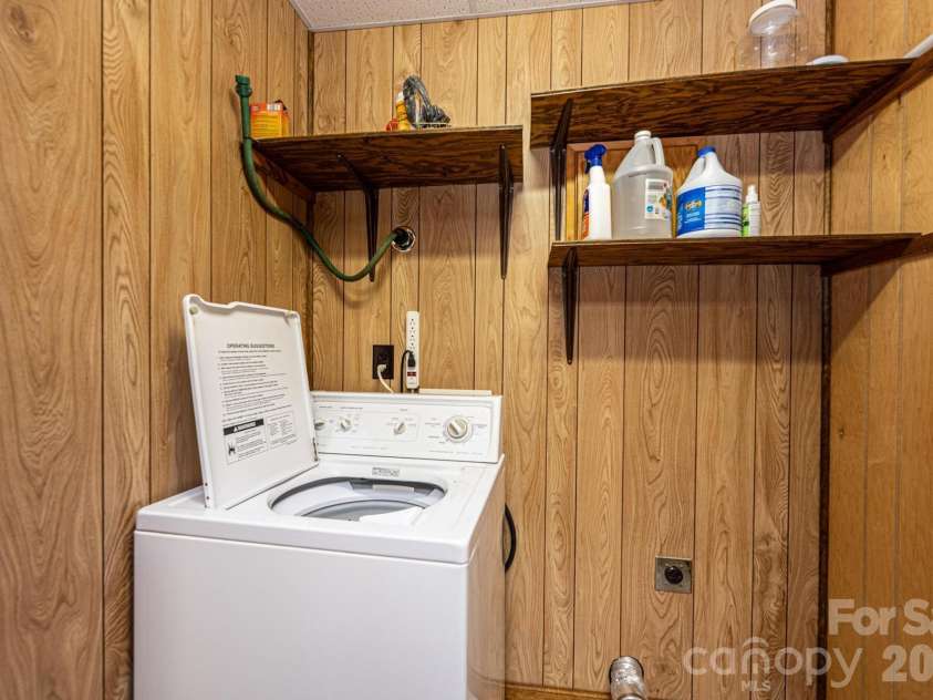 3855 Angelic Way, Lenoir, NC 28645.  MLS# CAR4361517, YatesRealty ID 19188. 