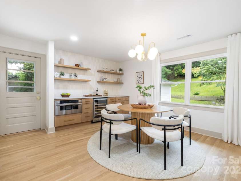 4929 Prentice Place, Charlotte, NC 28210.  MLS# CAR4267587, YatesRealty ID 19189. 