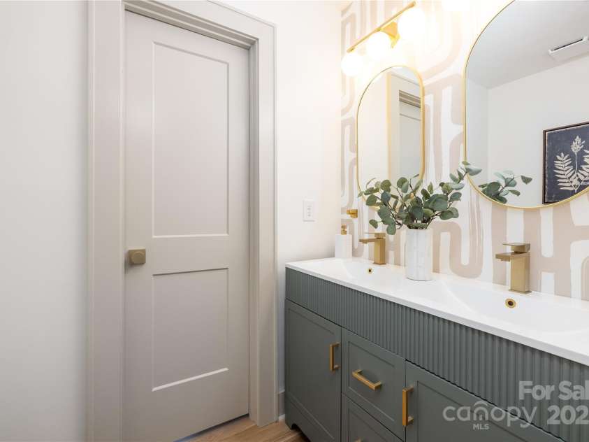 4929 Prentice Place, Charlotte, NC 28210.  MLS# CAR4267587, YatesRealty ID 19189. 