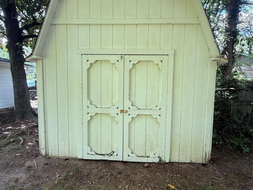 4929 Prentice Place, Charlotte, NC 28210.  MLS# CAR4267587, YatesRealty ID 19189. 