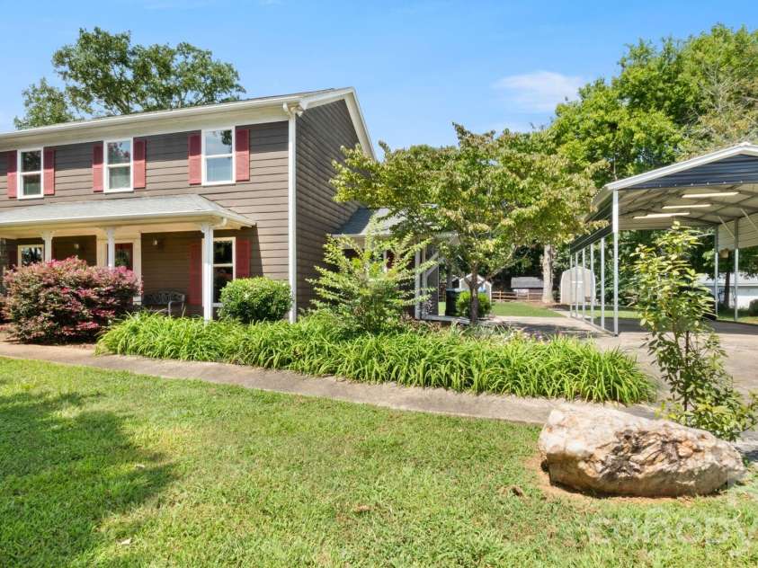 8809 Fairview Road, Mint Hill, NC 28227.  MLS# CAR4377064, YatesRealty ID 19189. 
