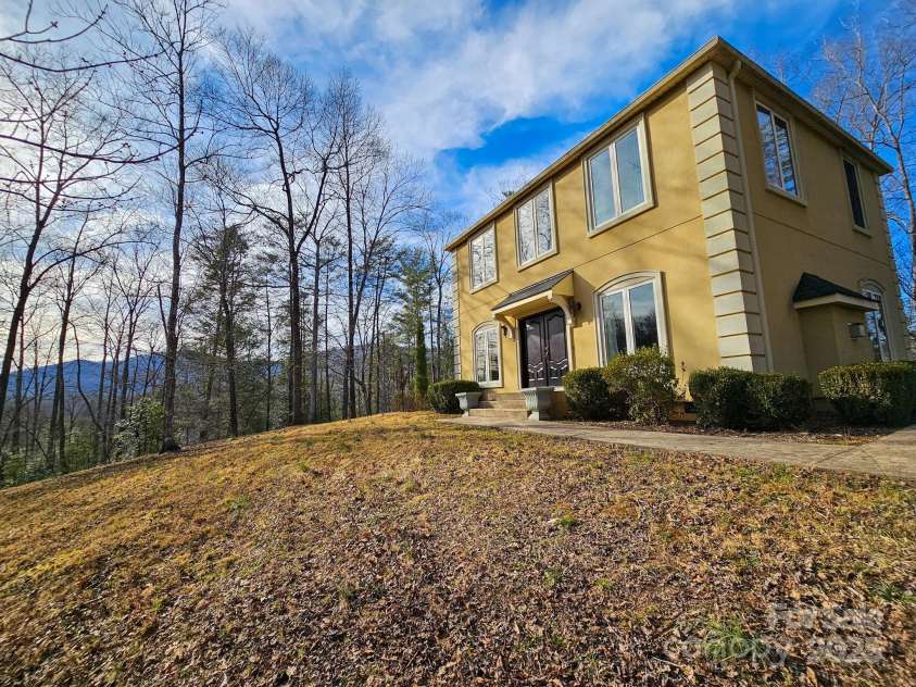 474 Cedar Creek Road, Lake Lure, NC 28746.  MLS# CAR4225177, YatesRealty ID 1919. 