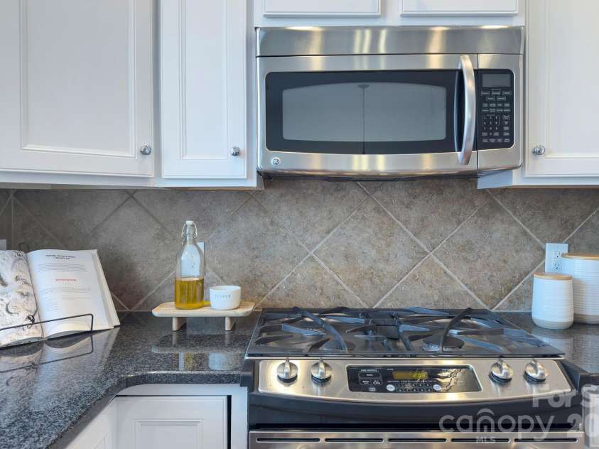 601 Sixth Baxter Crossing, Fort Mill, SC 29708.  MLS# CAR4336554, YatesRealty ID 1919. 