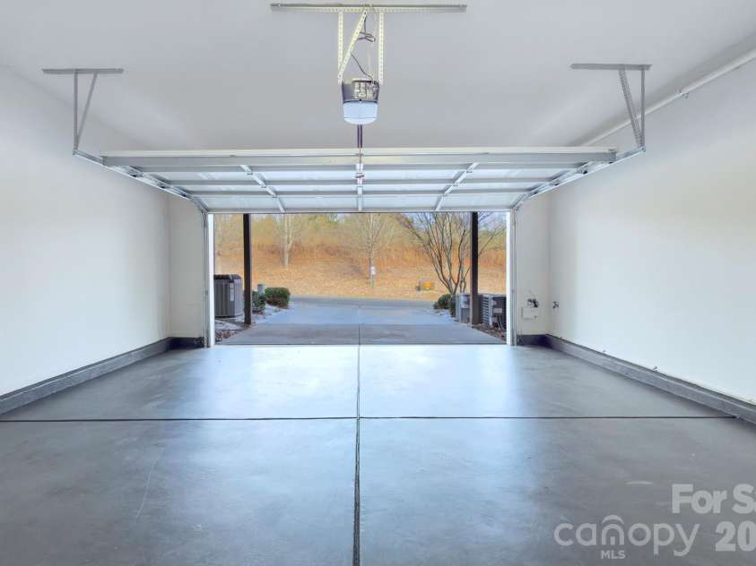 601 Sixth Baxter Crossing, Fort Mill, SC 29708.  MLS# CAR4336554, YatesRealty ID 1919. 
