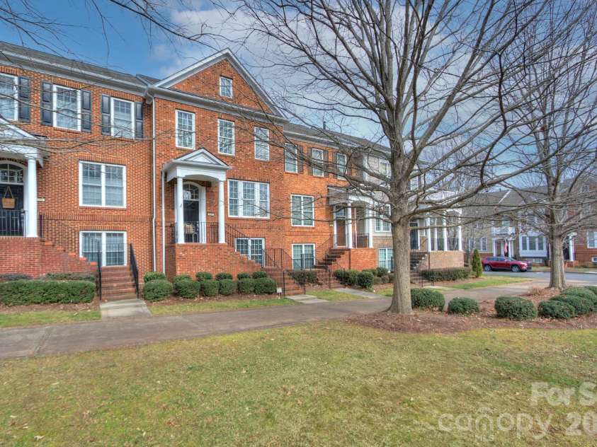 601 Sixth Baxter Crossing, Fort Mill, SC 29708.  MLS# CAR4336554, YatesRealty ID 1919. 