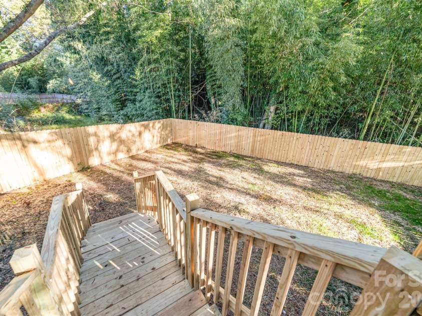 211 Putnam Street, Shelby, NC 28152.  MLS# CAR4306063, YatesRealty ID 19190. 