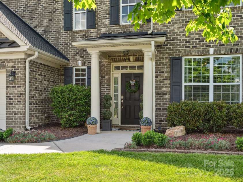 2467 Chatham Drive, Fort Mill, SC 29707.  MLS# CAR4252977, YatesRealty ID 19191. 