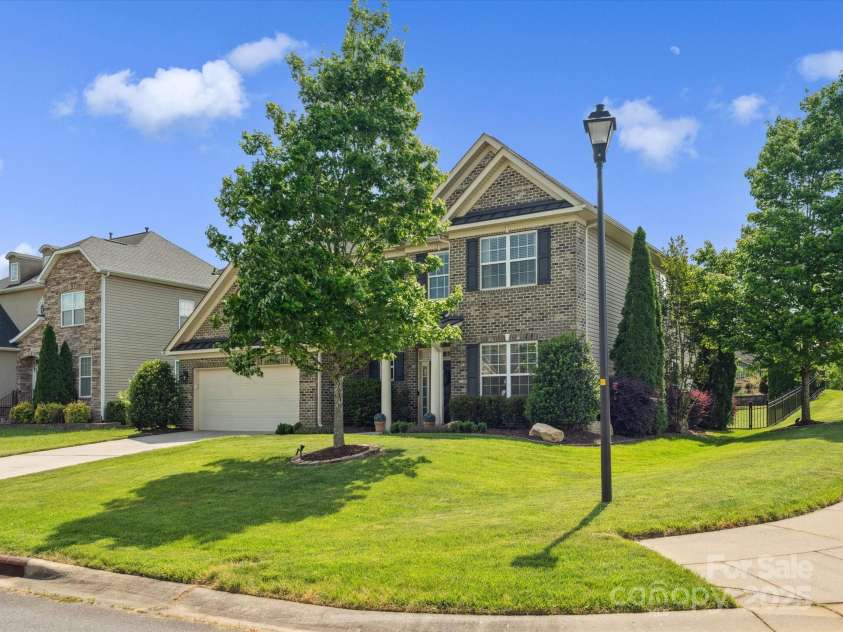 2467 Chatham Drive, Fort Mill, SC 29707.  MLS# CAR4252977, YatesRealty ID 19191. 