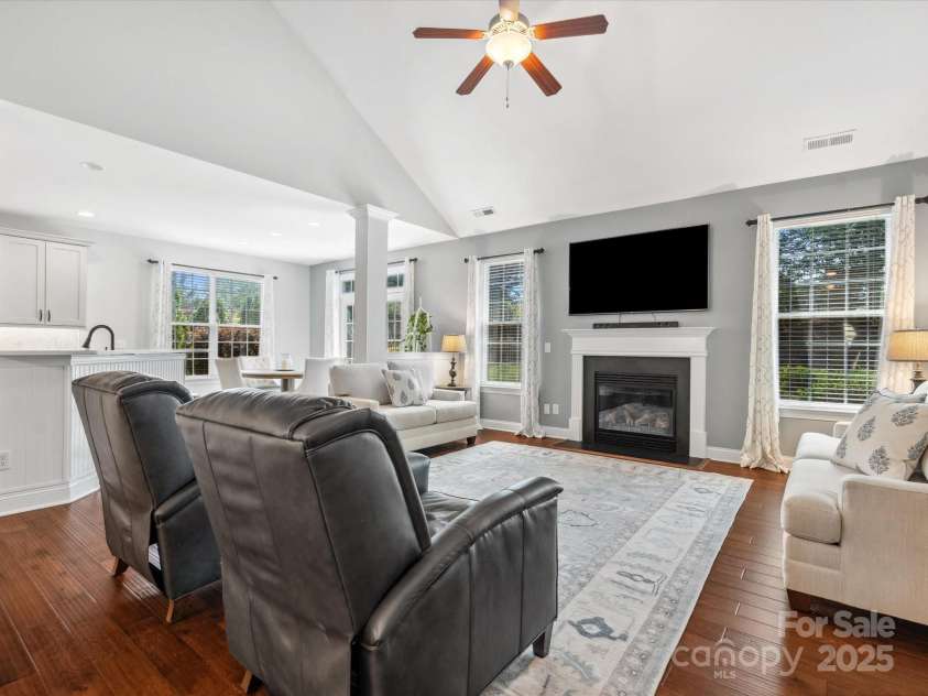 2467 Chatham Drive, Fort Mill, SC 29707.  MLS# CAR4252977, YatesRealty ID 19191. Family Room