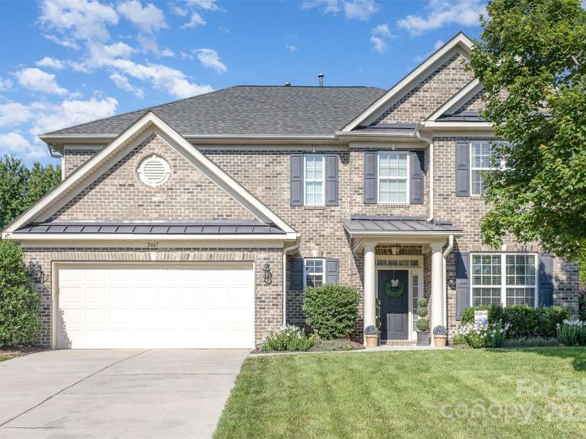 2467 Chatham Drive, Fort Mill, SC 29707.  MLS# CAR4252977, YatesRealty ID 19191. Welcome to 2467 Chatham Drive!