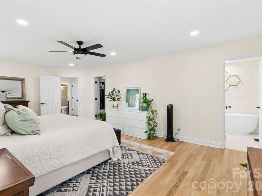 3654 Dobys Bridge Road, Fort Mill, SC 29715.  MLS# CAR4366903, YatesRealty ID 19192. 