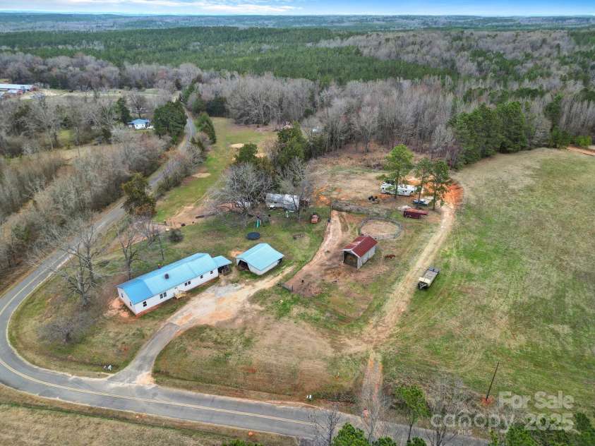 836 Love Road, Blackstock, SC 29014.  MLS# CAR4226725, YatesRealty ID 19193. 